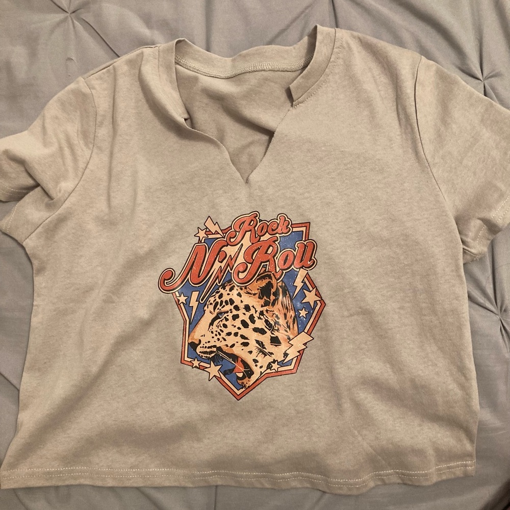 size small shein shirt